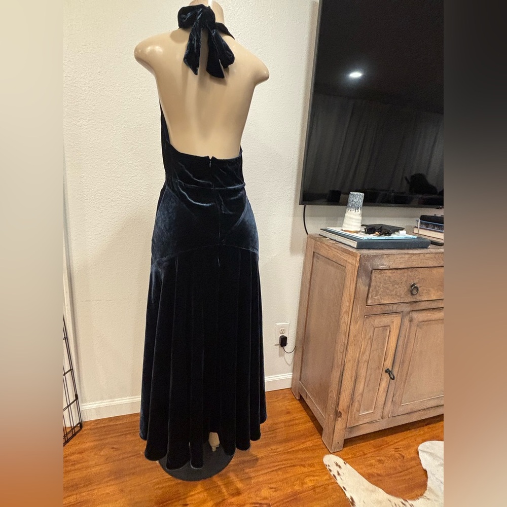 Briony Velvet Navy Dress - Picture 4 of 7
